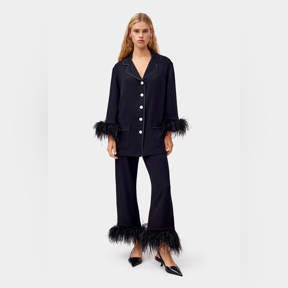 NWT Party Pajamas Shirt with Detachable Feathers in Black XL